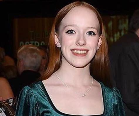 Amybeth McNulty Biography